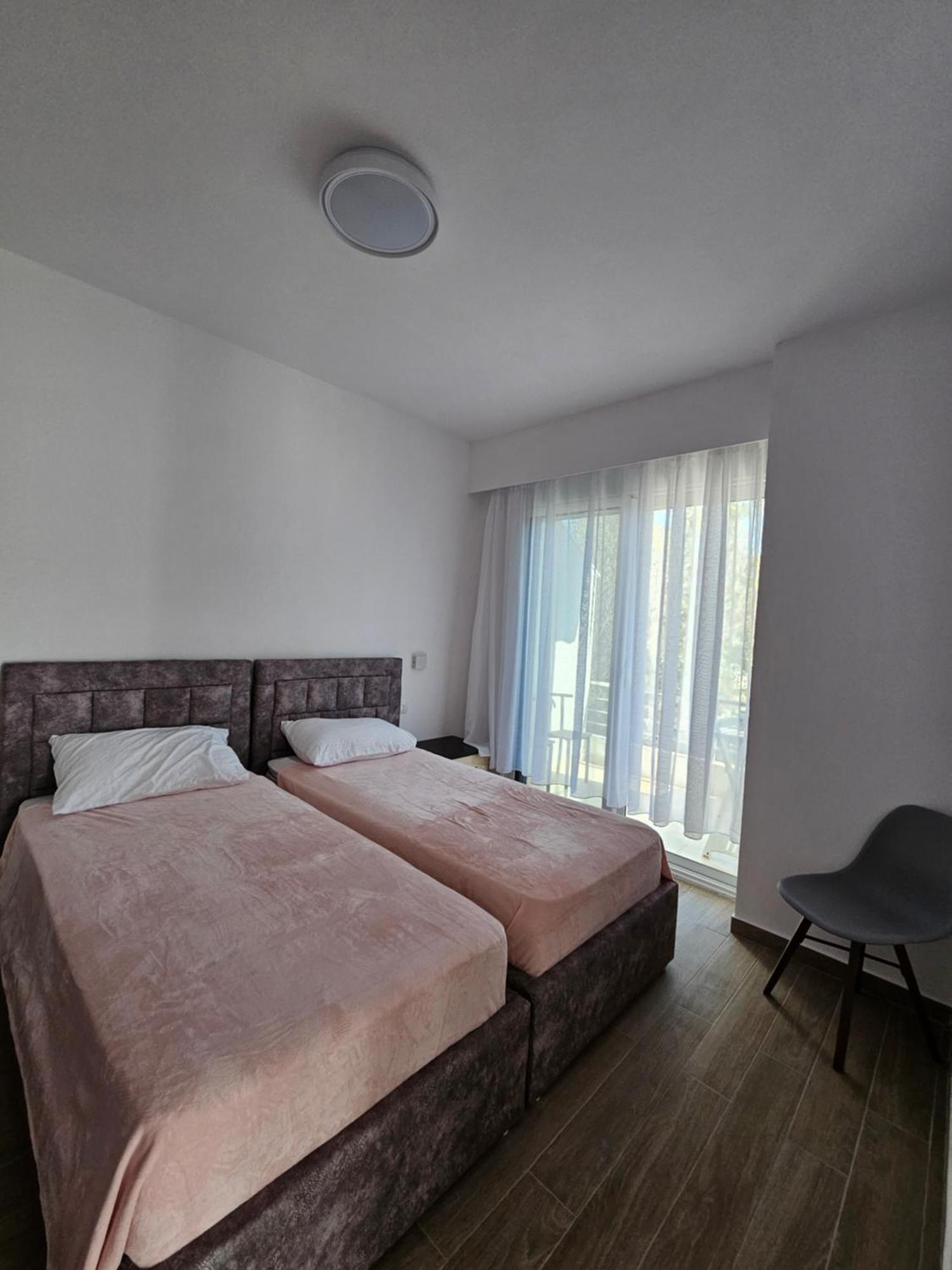 Sea & Sun Apartment Вльора Екстер'єр фото